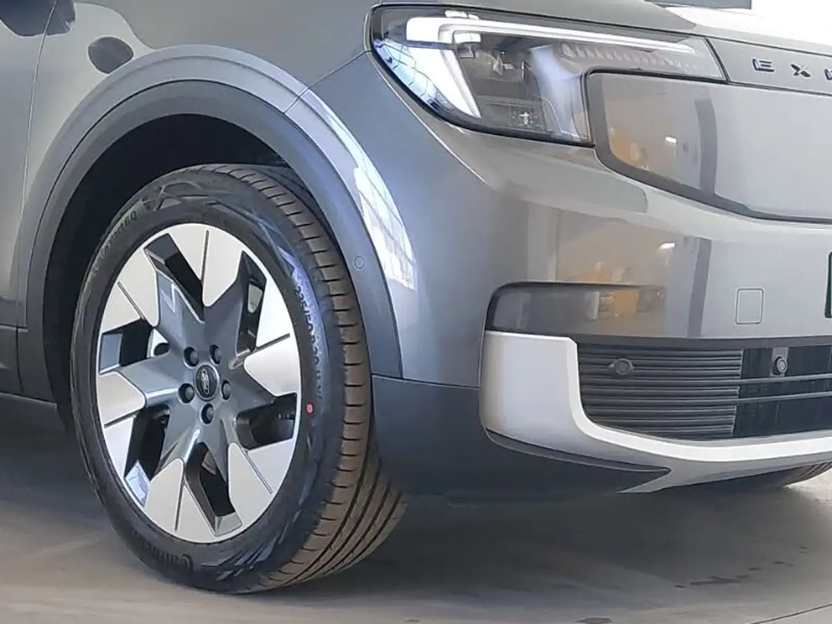 2024-ford-explorer-e-premium-286ps-77kwh-big-8
