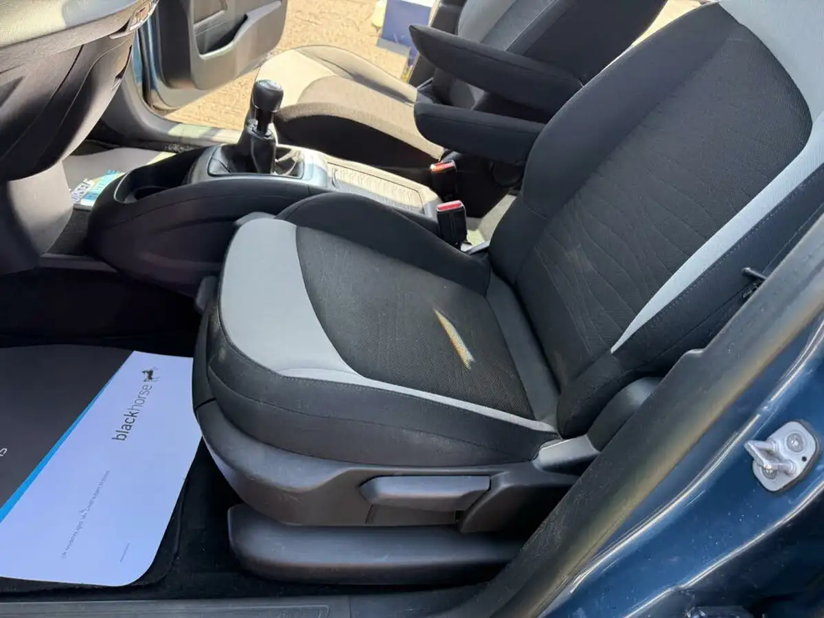 2014-citroen-grand-c4-picasso-16e-hdi-exclusive-big-28