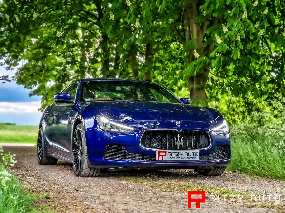 2016-maserati-ghibli-30-s-big-46