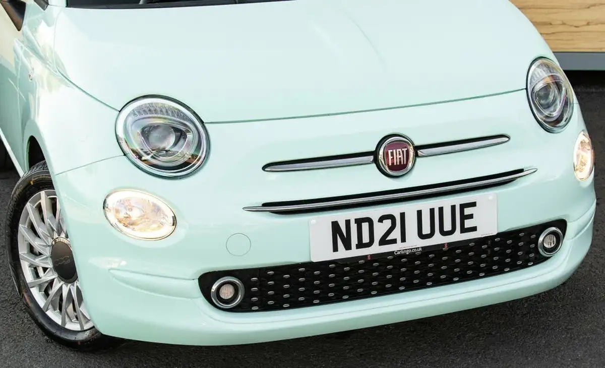 2021-fiat-500-10-lounge-big-10