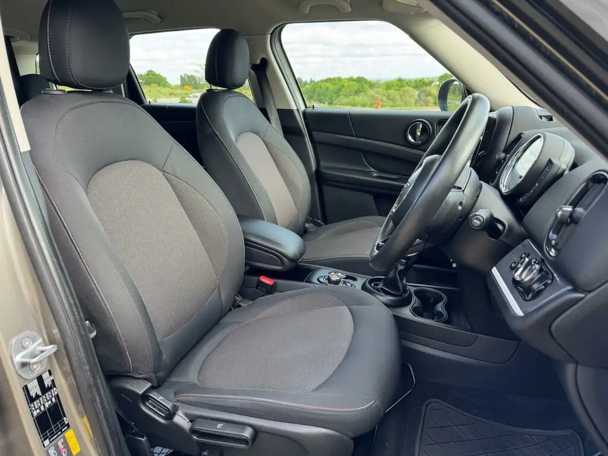 2019-mini-countryman-15-cooper-s-e-phev-classic-big-19