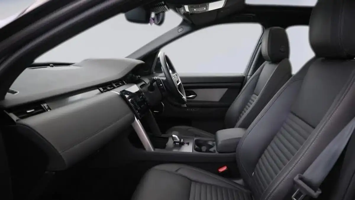 2024-land-rover-discovery-sport-15-p300e-dynamic-hse-big-2