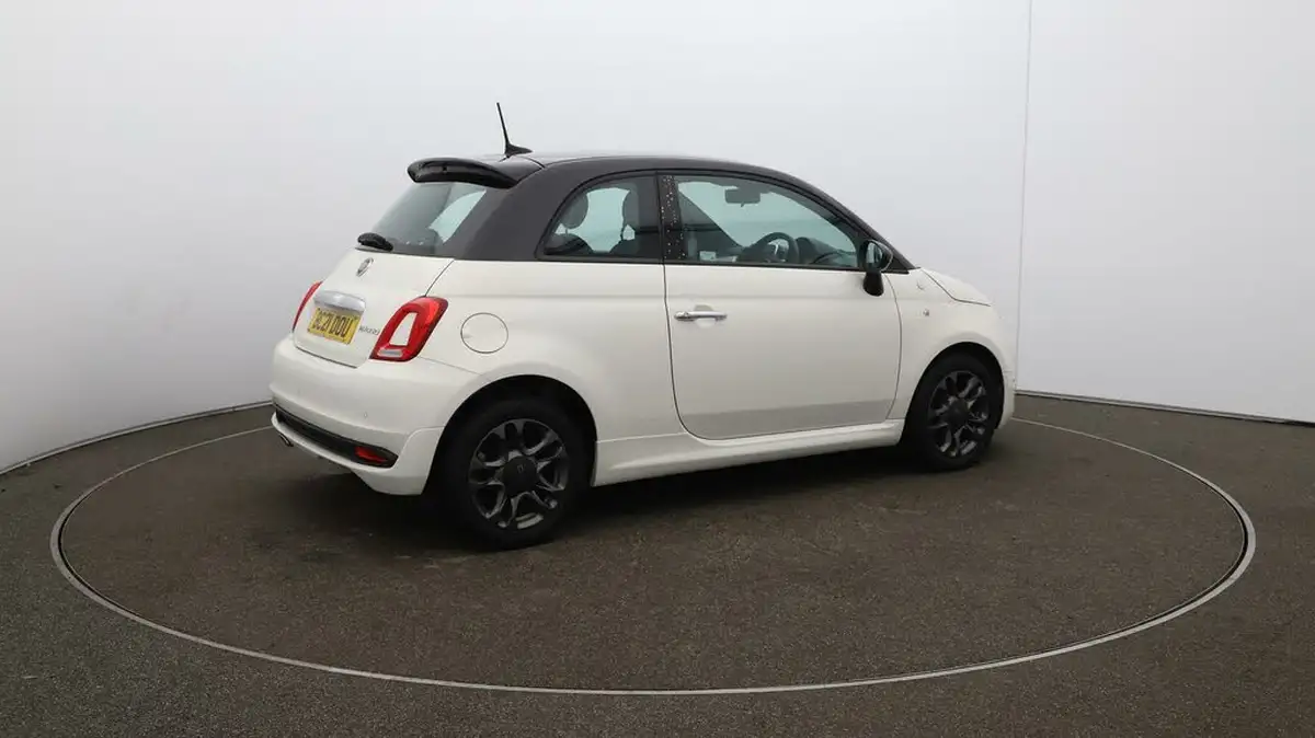 2021-fiat-500-10-hey-google-big-42