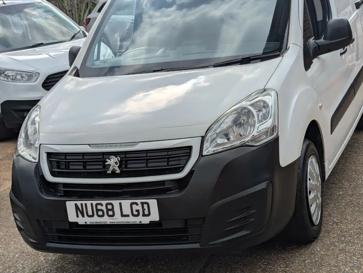 2018-peugeot-partner-16bluehdi-professional-l1-100pseu6-854-big-30