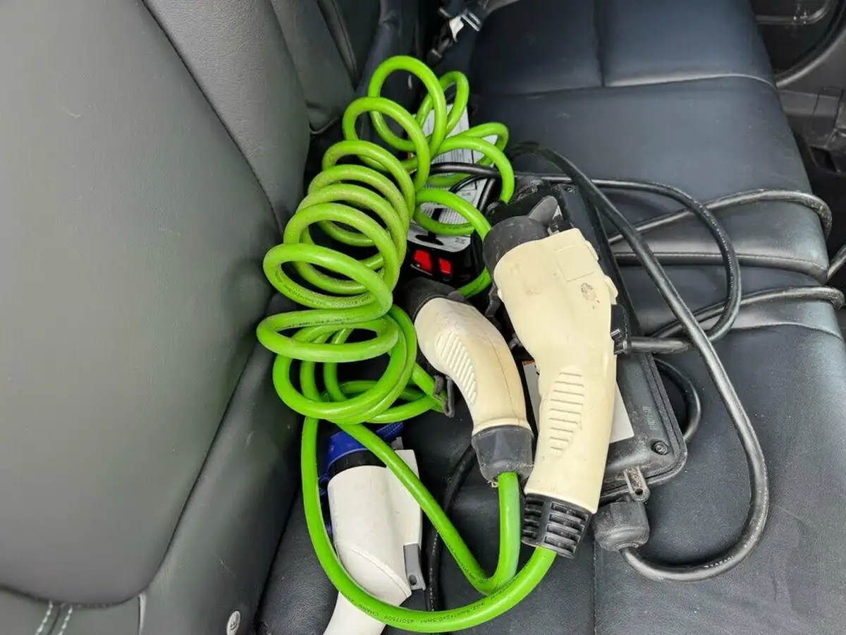 2019-mitsubishi-outlander-24-4h-phev-big-15