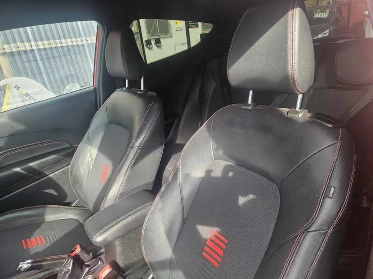 2018-ford-fiesta-big-21