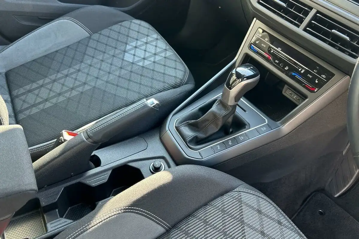2022-volkswagen-taigo-10-tsi-r-line-dsg-big-45