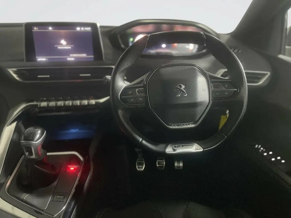 2018-peugeot-5008-suv-15-bluehdi-gt-line-big-10