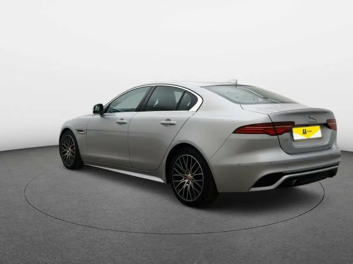 2021-jaguar-xe-20-p250-r-dynamic-s-big-2