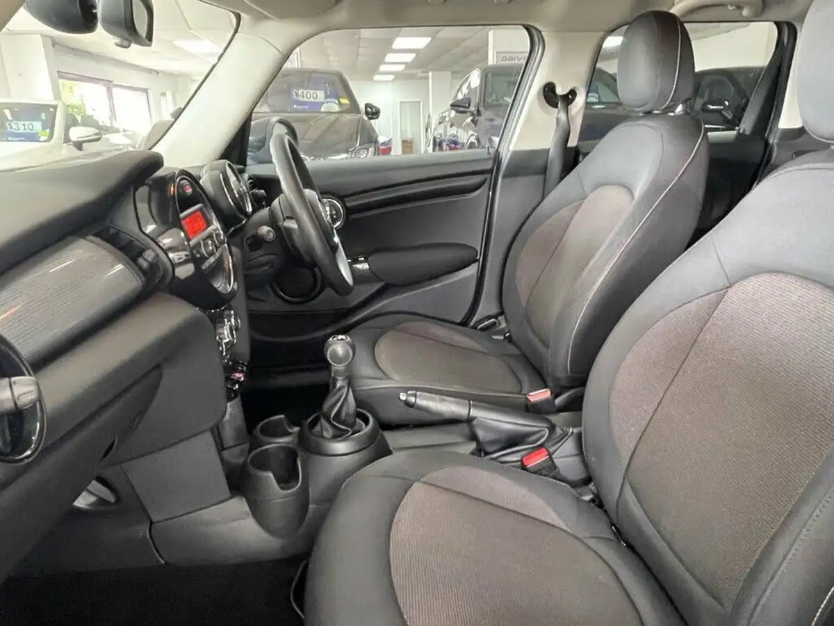 2017-mini-cooper-15-cooper-ss-hatchback-5d-big-26