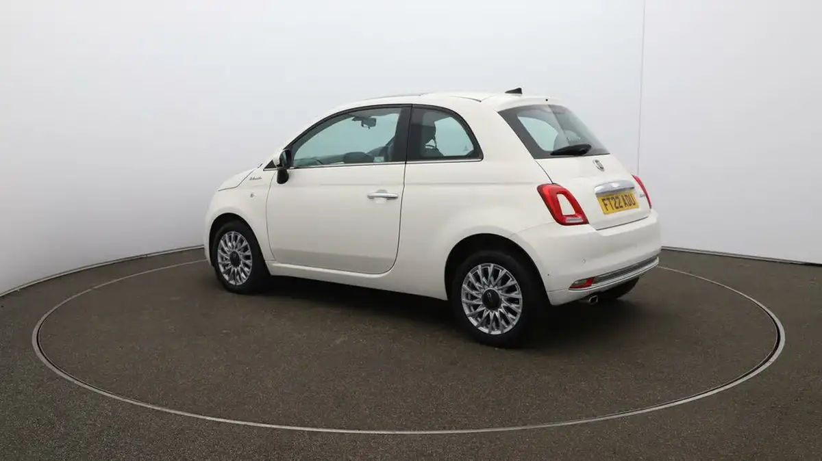 2022-fiat-500-10-dolcevita-big-26