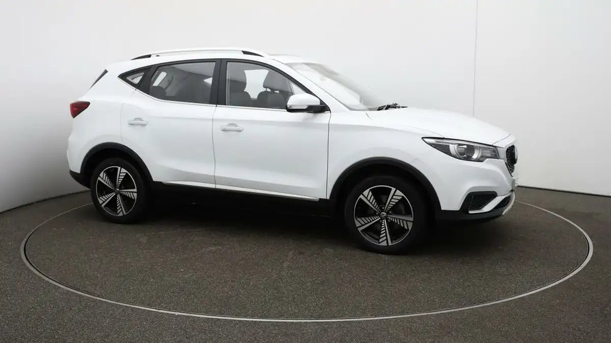 2021-mg-zs-suv-e-exclusive-ev-big-37