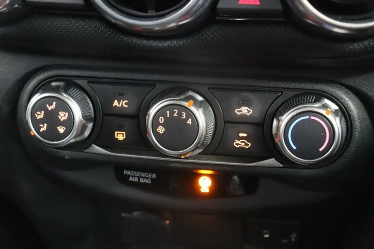 2021-nissan-juke-10-dig-t-visia-big-23