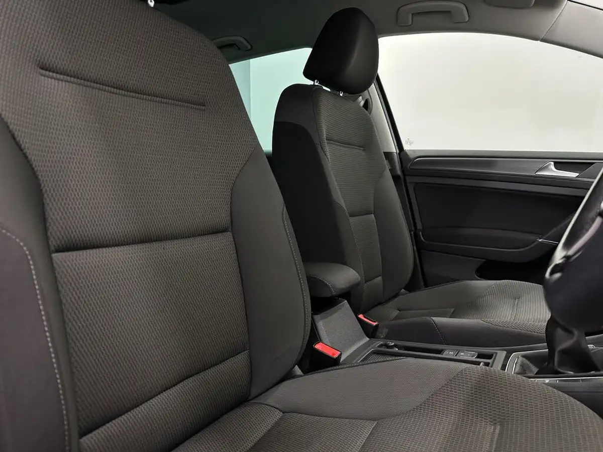 2020-volkswagen-golf-15-tsi-match-edition-150ps-hatchback-big-31