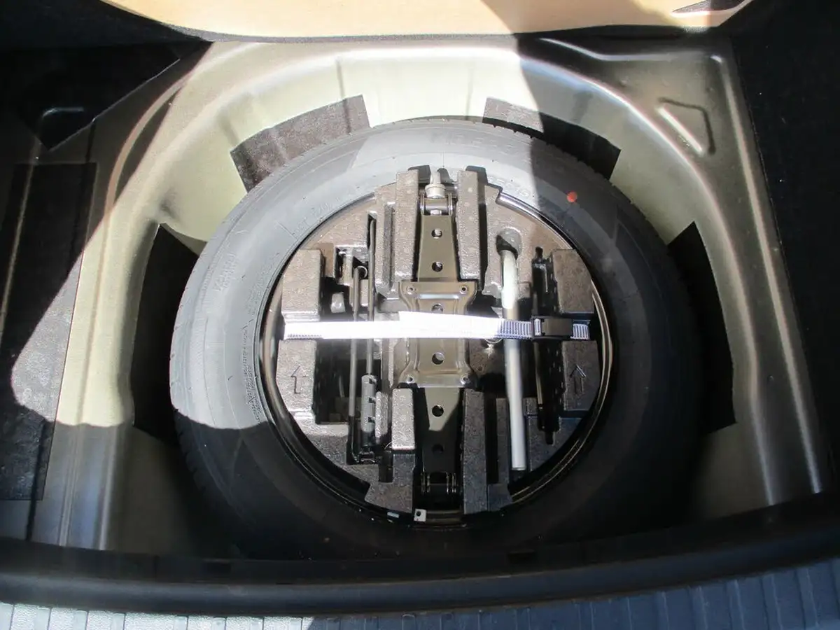 2023-skoda-scala-15-tsi-se-big-29