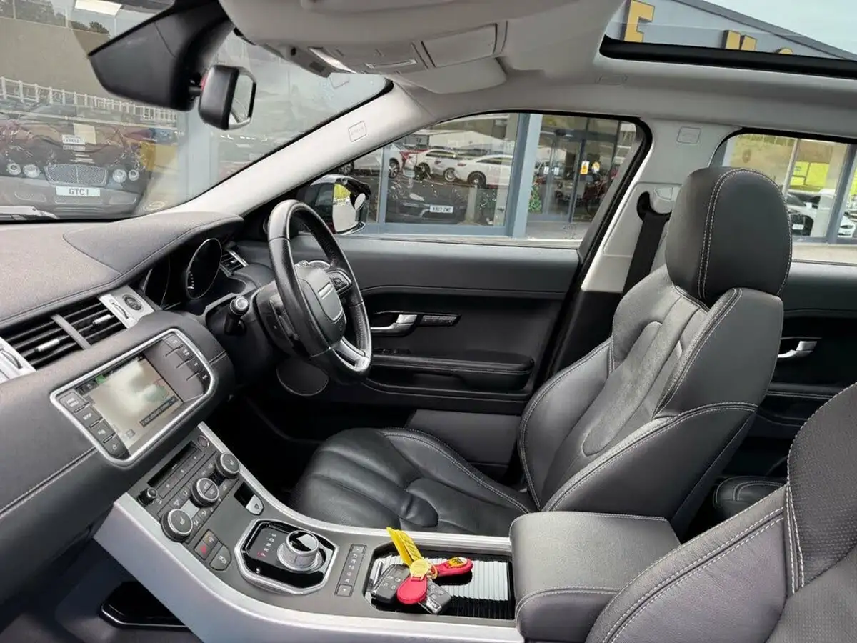 2015-land-rover-range-rover-evoque-22sd4-dynamic-hatchback-5d-auto-big-17