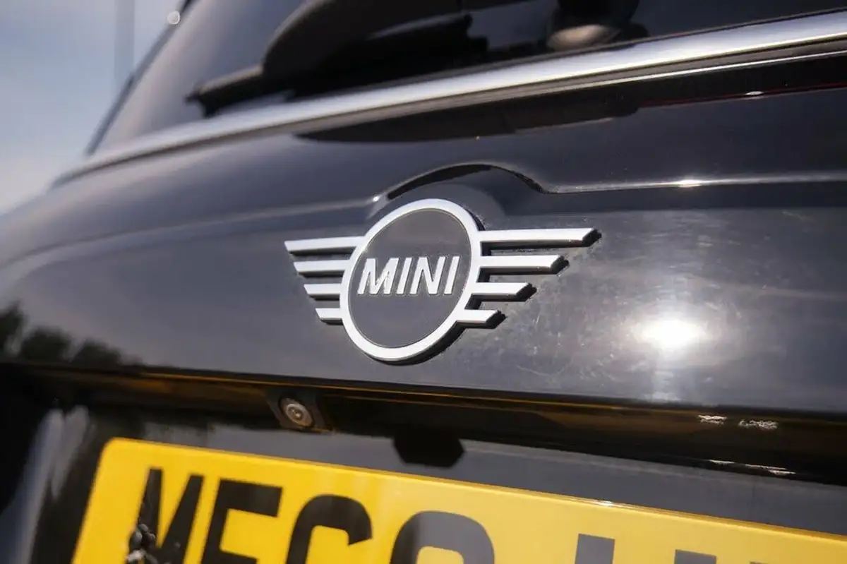2019-mini-countryman-20-john-cooper-works-big-50
