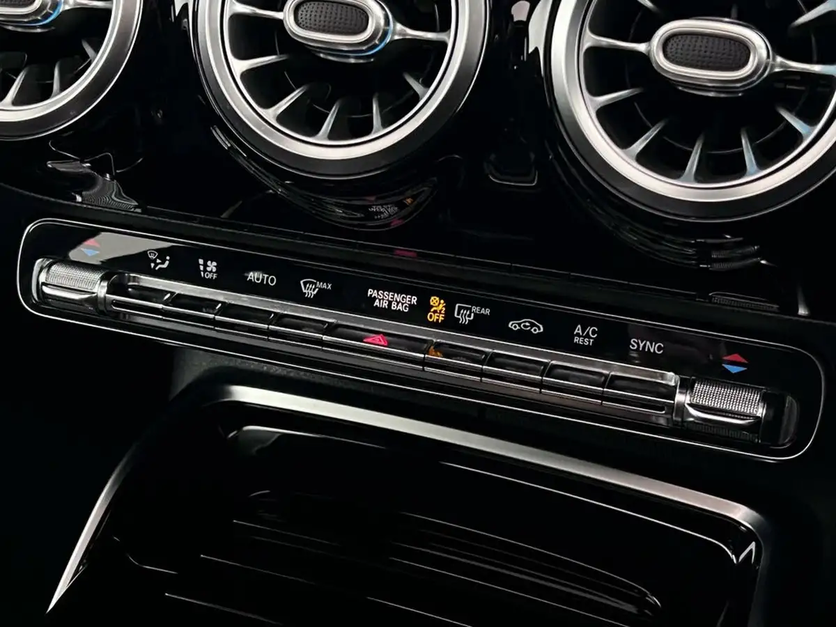 2019-mercedes-benz-a-class-20-a35-amg-premium-plus-hatchback-5d-big-33