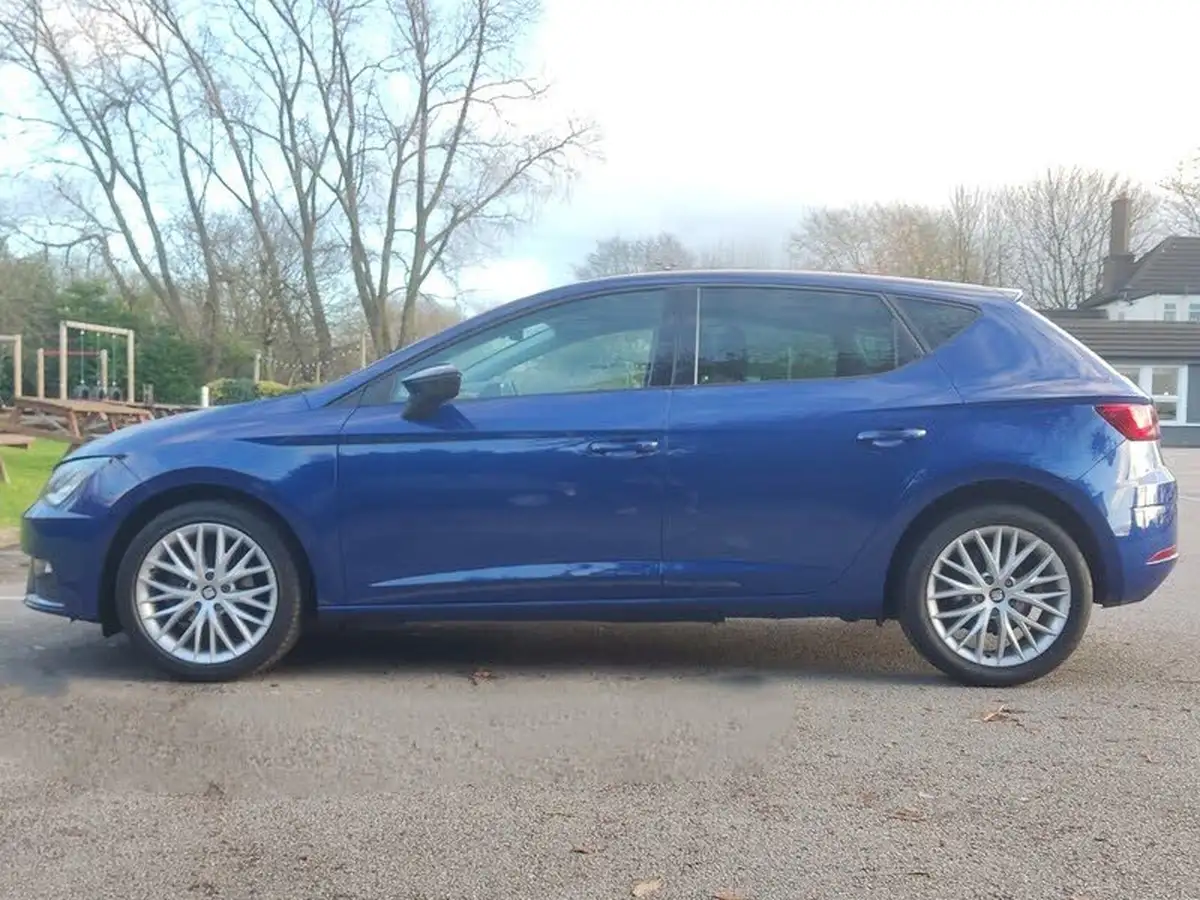 2018-seat-leon-12-tsi-se-dynamic-technology-hatchback-big-2