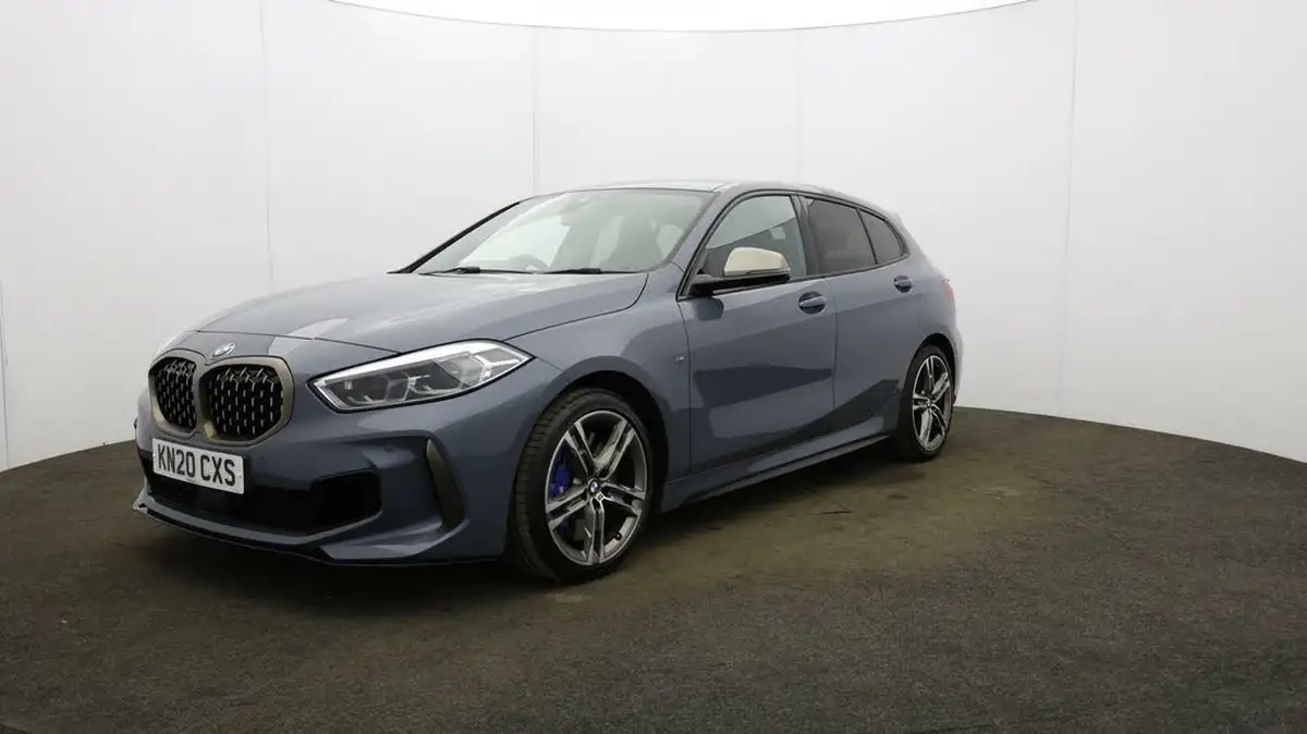 2020-bmw-1-series-20-m135i-xdrive-big-30