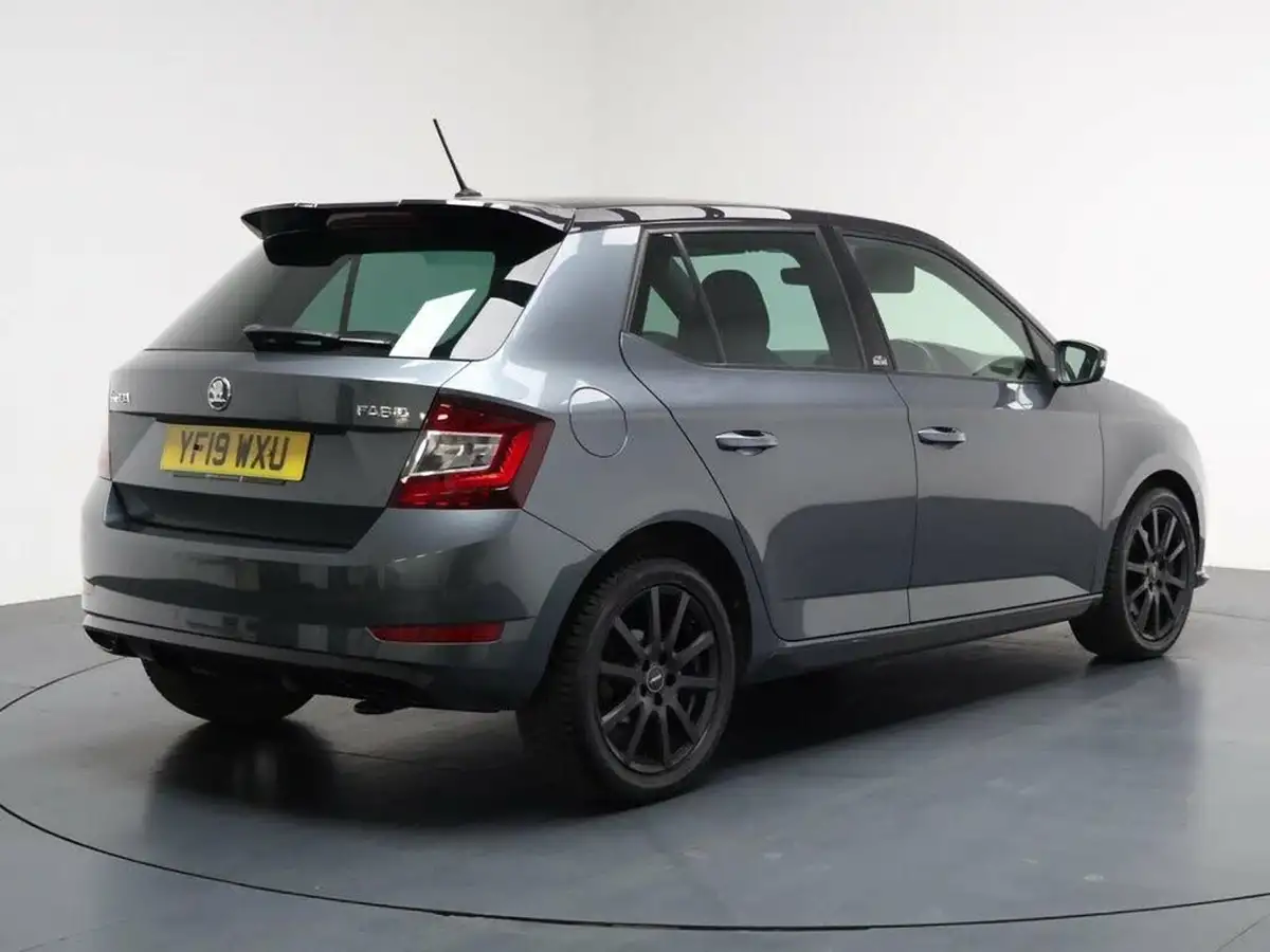 2019-skoda-fabia-10-tsi-monte-carlo-110ps-hatchback-big-11