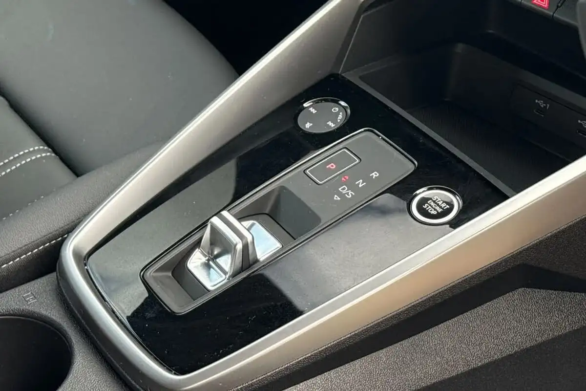 2024-audi-a3-15-35-tfsi-s-line-sportback-5d-tronic-big-22