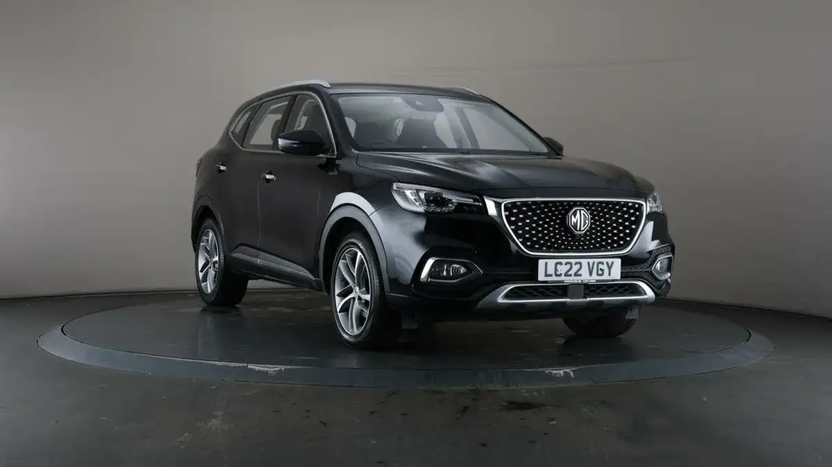 2022-mg-hs-15t-gdi-exclusive-162ps-big-43