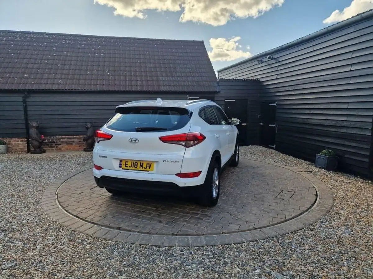 2018-hyundai-tucson-16-gdi-blue-drive-se-big-24