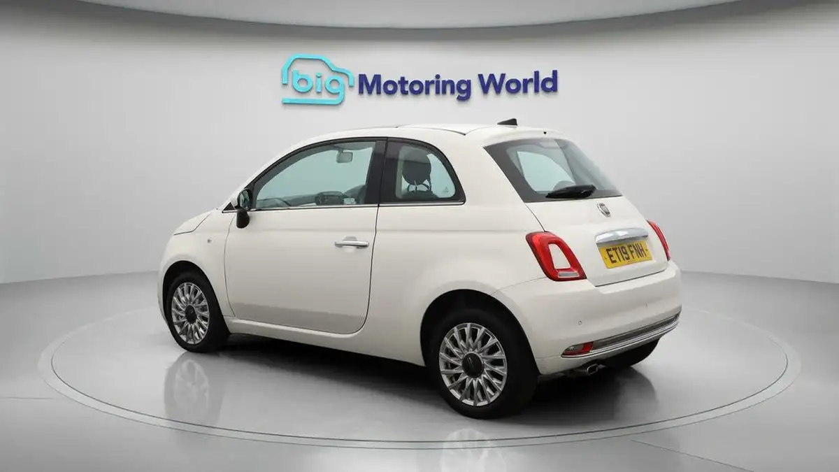 2019-fiat-500-12-lounge-ss-big-5