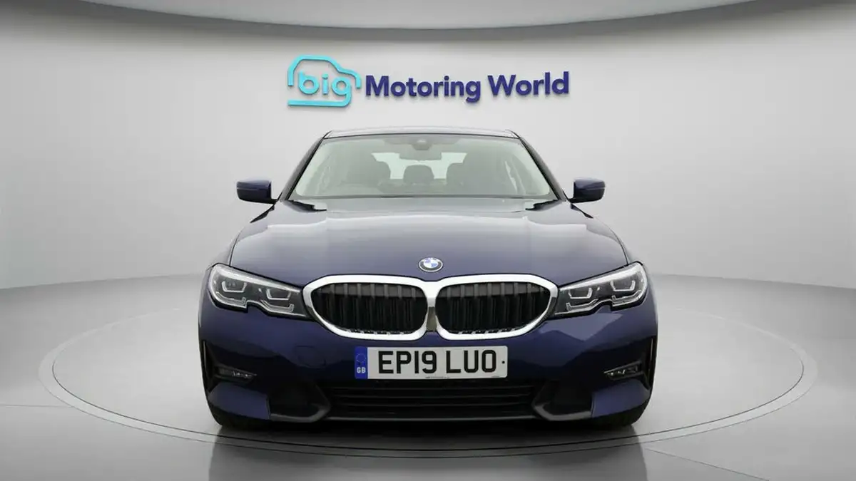 2019-bmw-3-series-20td-320d-sport-188bhp-saloon-4d-auto-big-1