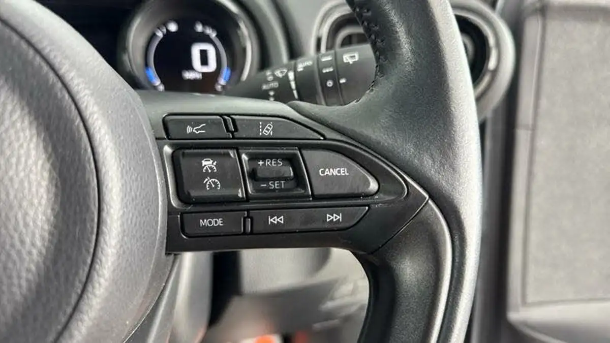 2022-toyota-yaris-15-vvt-i-dynamic-big-22