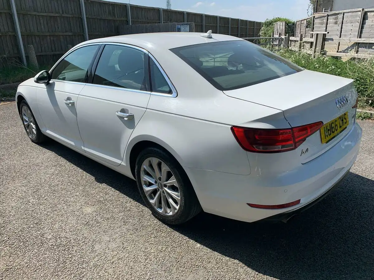 2016-audi-a4-14-tfsi-se-big-3