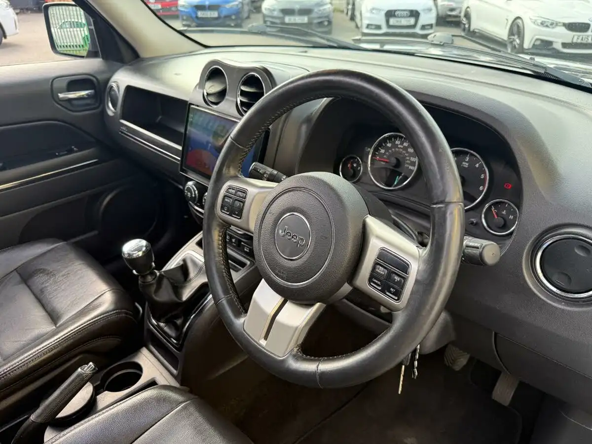 2011-jeep-patriot-22crd-limited-big-24