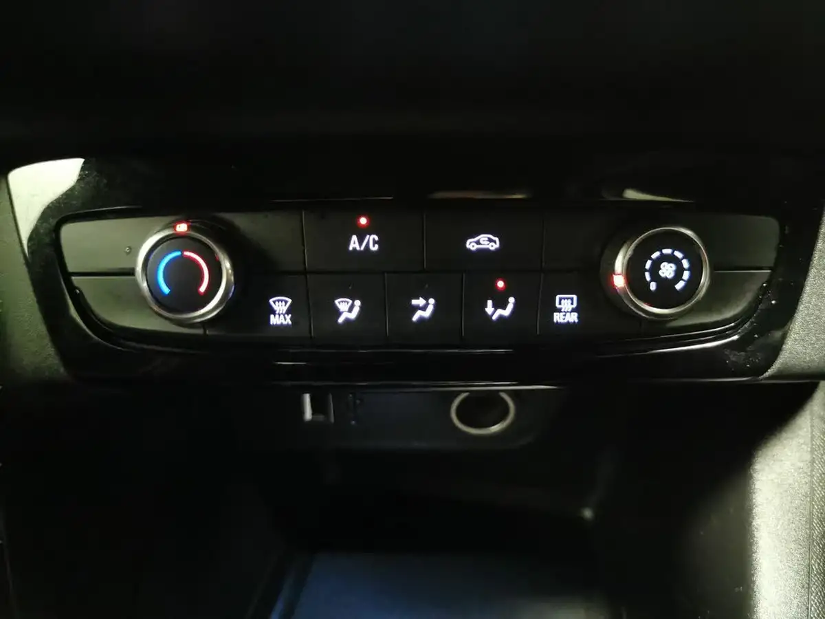 2021-vauxhall-corsa-12-turbo-sri-edition-100ps-big-16