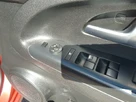 2012-kia-venga-16-2-small-33