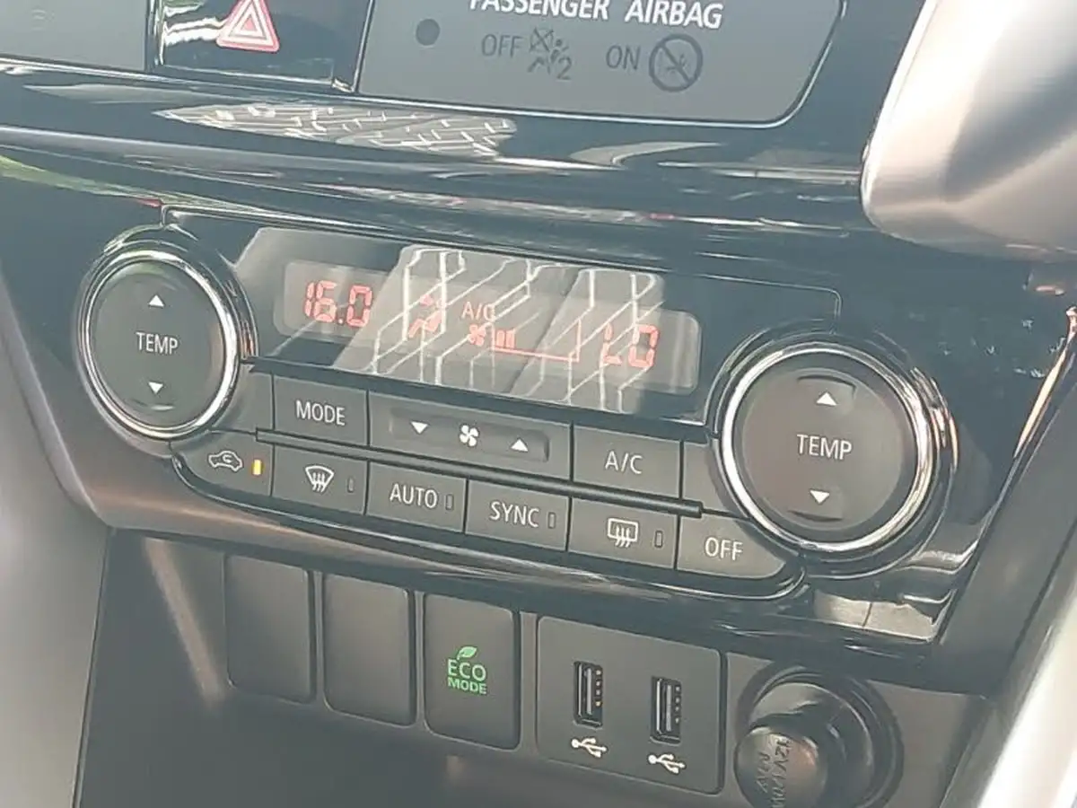 2020-mitsubishi-eclipse-cross-15-dynamic-4wd-auto-big-16