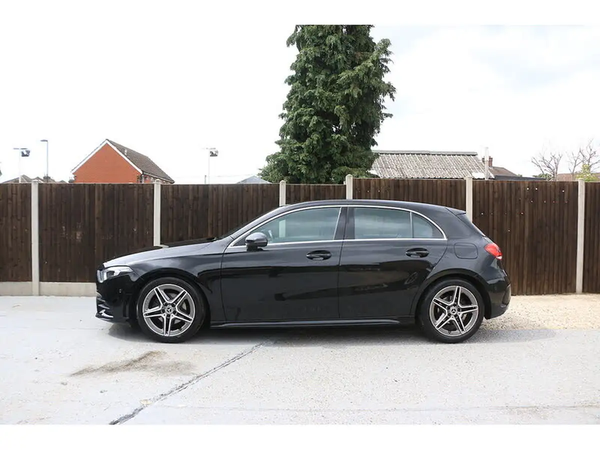 2018-mercedes-benz-a-class-13-a180-amg-line-executivess-7g-dct-big-15