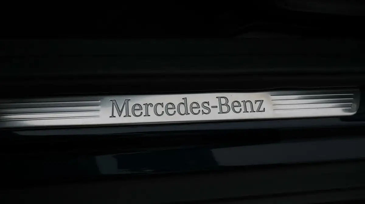 2018-mercedes-benz-gla-class-21d-gla-220d-amg-line-177ps-ss-big-19