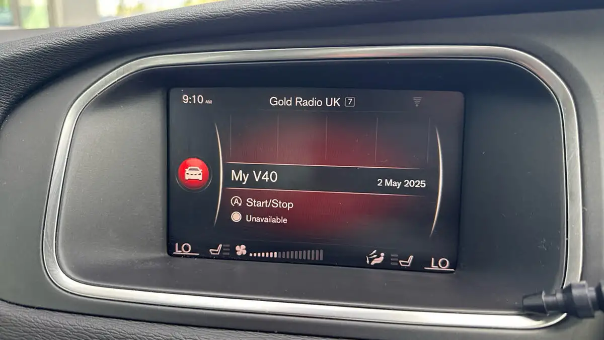 2017-volvo-v40-15-t3-cross-country-pro-big-29