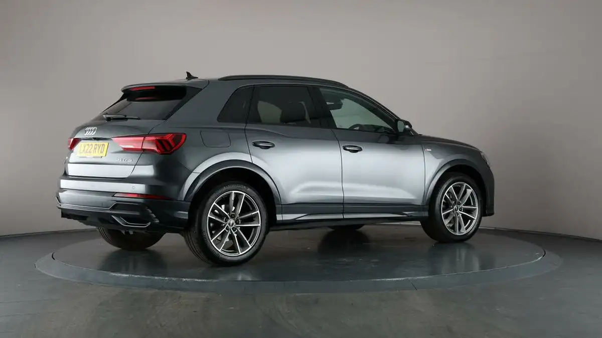 2022-audi-q3-15-35-tfsi-black-edition-codcomfort-sound-pack-station-wagon-big-61