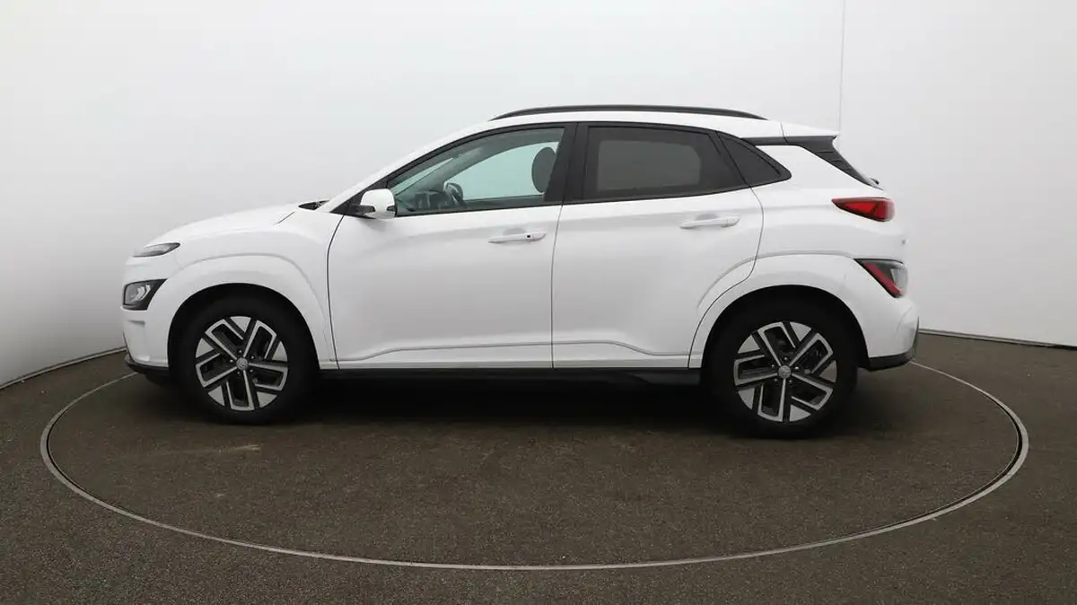2022-hyundai-kona-e-premium-204ps-64kwh-7kw-obc-big-56