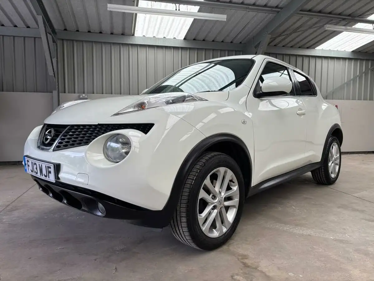 2013-nissan-juke-16-acenta-premium-big-1