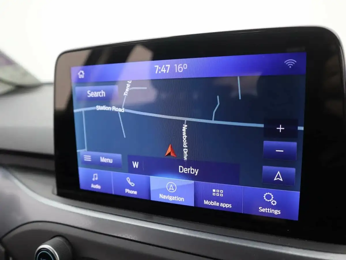 2020-ford-focus-15-active-hatchback-auto-big-13