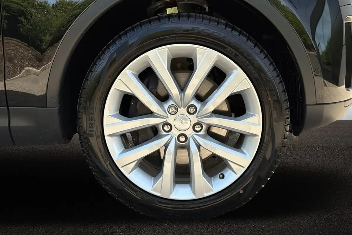 2025-land-rover-discovery-30-d350-commercial-se-big-7