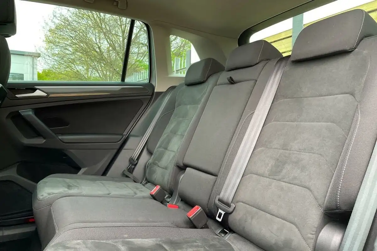2019-volkswagen-tiguan-15-tsi-sel-big-29