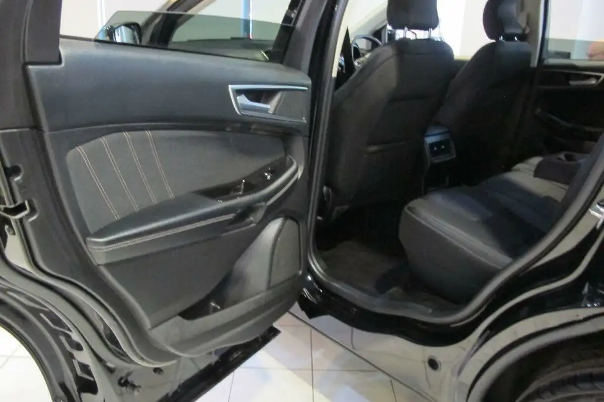 2017-ford-edge-20tdci-sport-210ps-lux-pack-powershift-big-40