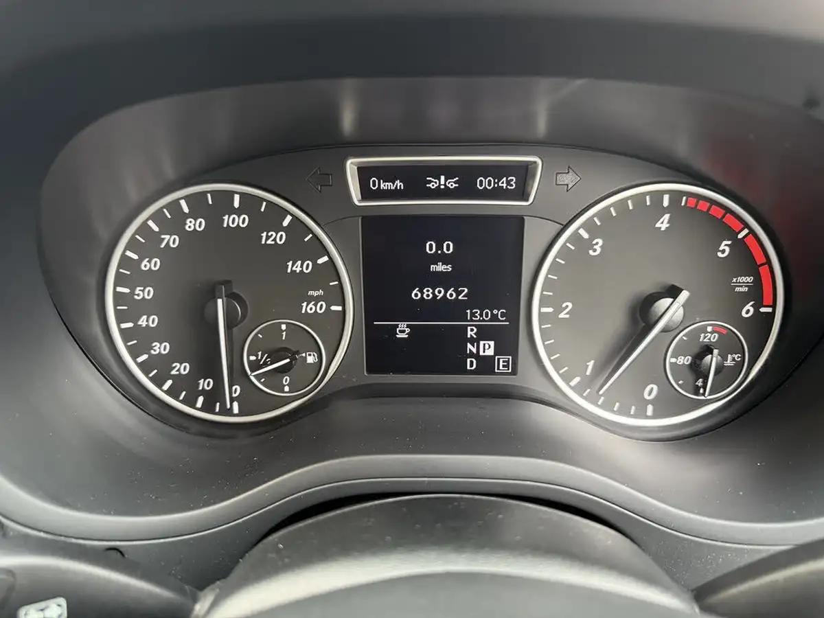 2013-mercedes-benz-b-class-18-cdi-b180-se-big-23