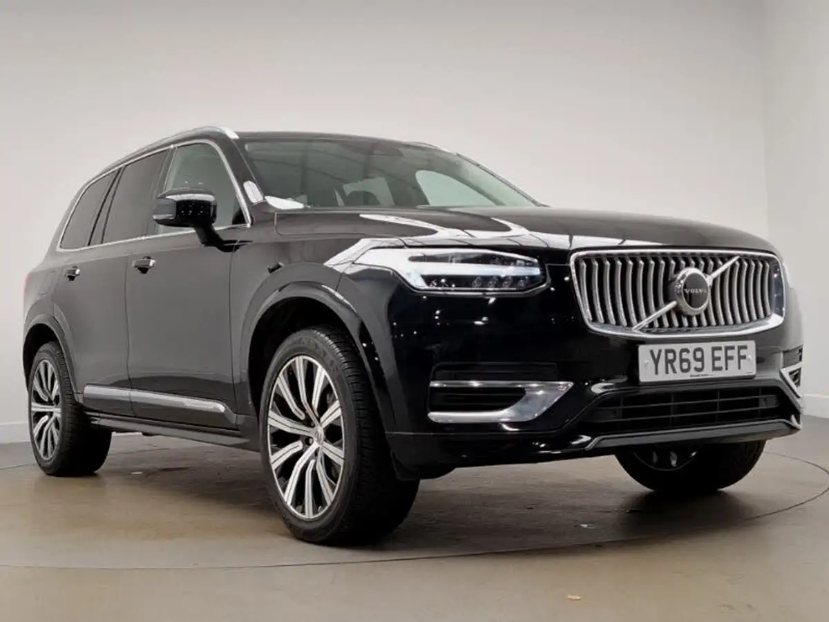 2019-volvo-xc90-20-t8-inscription-390bhp-big-0
