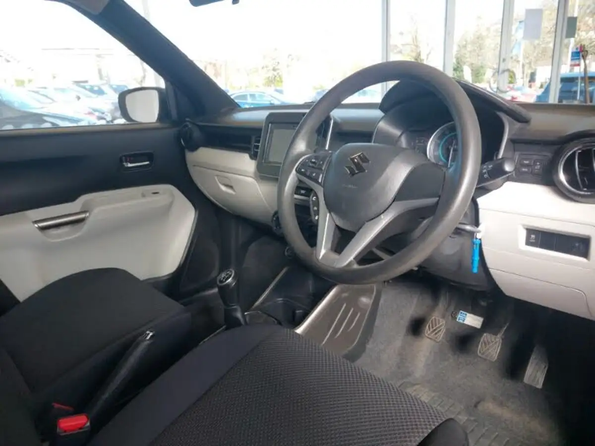 2018-suzuki-ignis-12-dualjet-sz-t-big-12