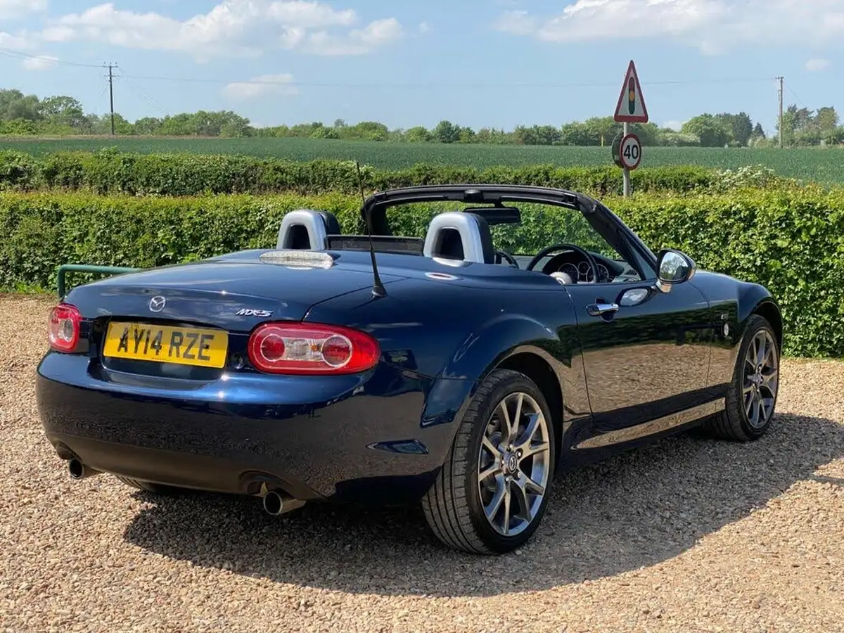 2014-mazda-mx-5-18-roadster-sport-venture-big-6